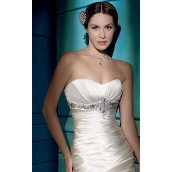 Demetrios Strapless Ivory Wedding Dress Style 4284 Discount Designer Wedding Dre - Picture 3 of 7